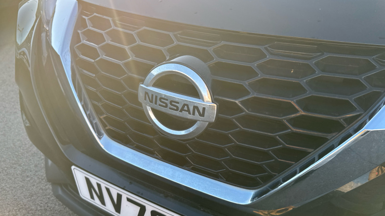 Nissan Juke 1.0 DiG-T 114 N-Connecta 5dr Petrol Hatchback